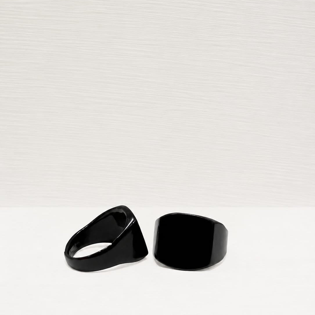 Black Signet Ring– Minimalist Stainless Steel Statement Ring